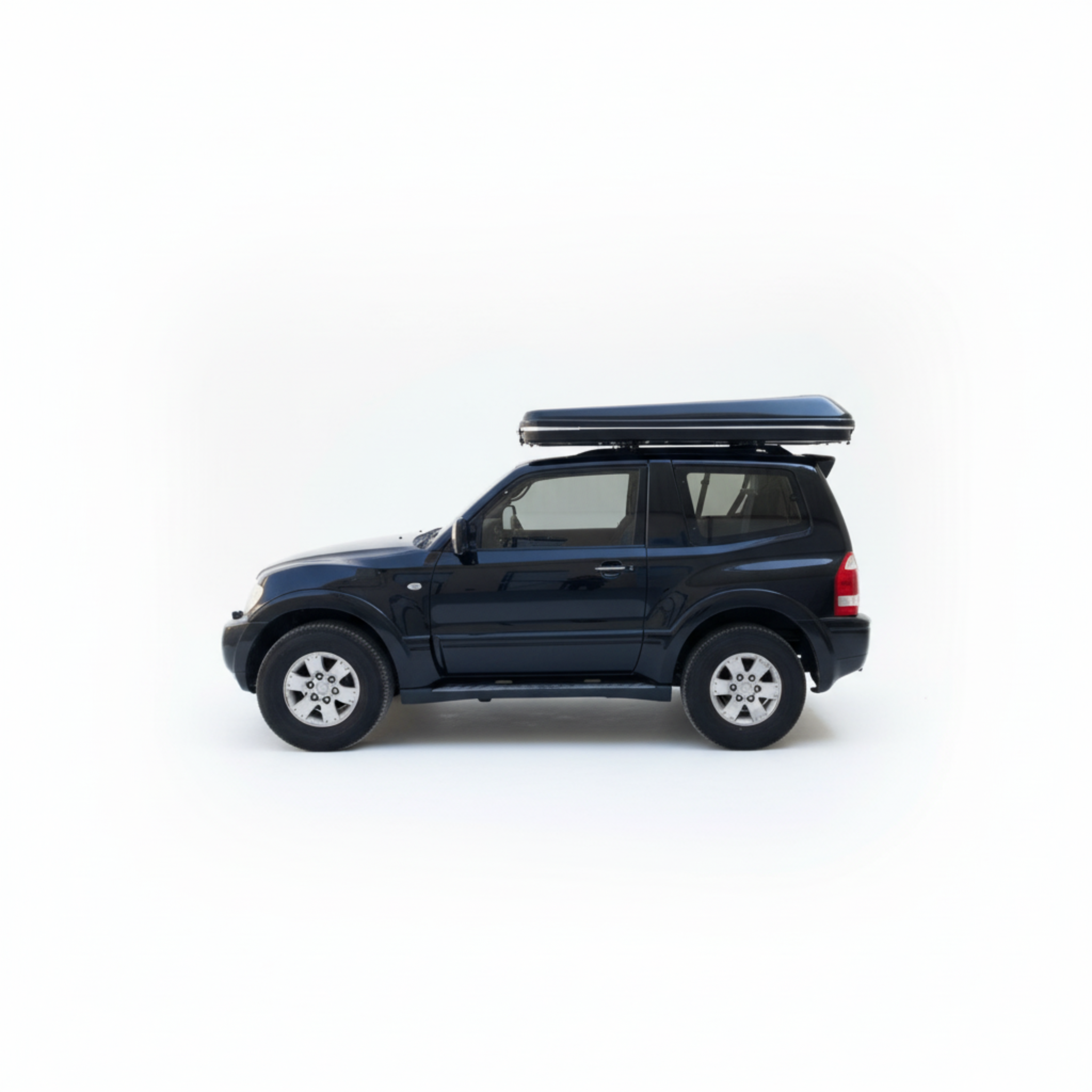 Explorer Series Hard Shell Roof Top Tent 210x145cm for Camping & Overlanding | UAE